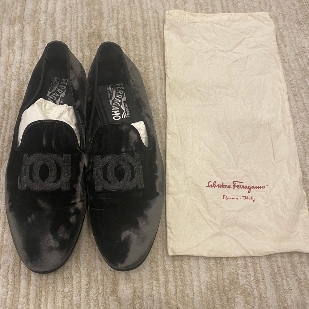 Ferragamo velvet shoes in size 9.5